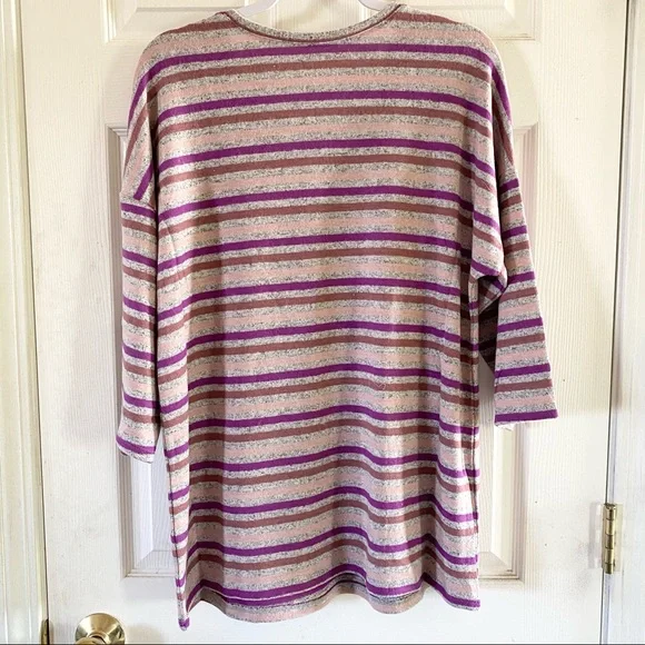 NWOT TORRID Stripe Supersoft Plush Tee - Picture 6 of 13